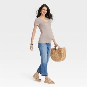 Short sleeved ribbed seamless scoop neck tee from Ingrid and Isabel